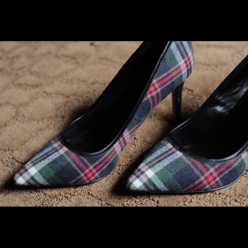 Lands End navy plaid heels. Size 7.5